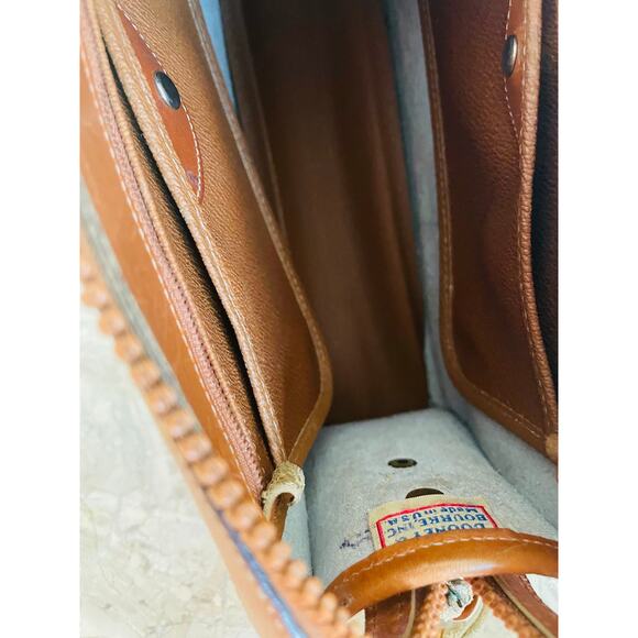 Customized Vtg DOONEY and BOURKE colorblock varsity small crossbody/shoulder bag - Picture 9 of 9